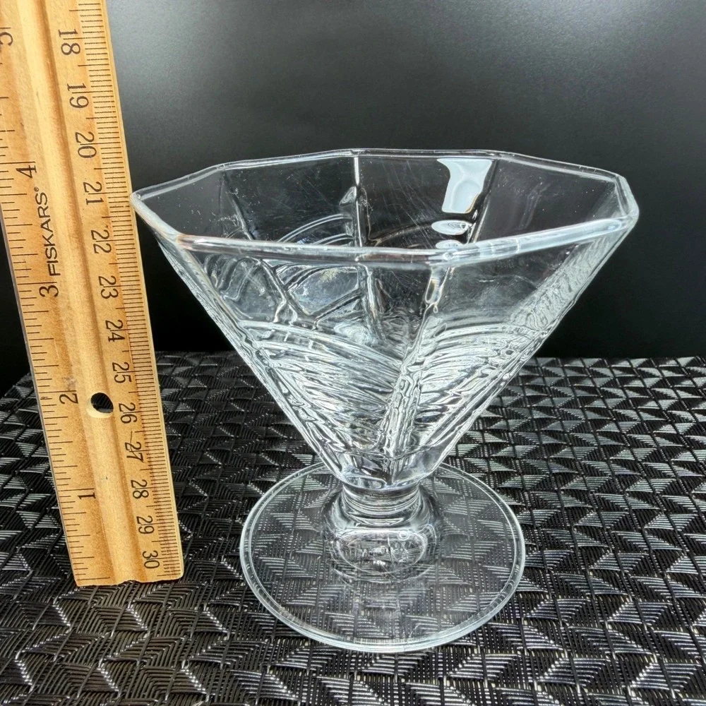 Dansk Summerhouse Clear Glass Footed Dessert Bowls Art Deco Hexagonal Set of 2‎